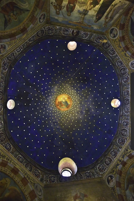 blue and gold round ceiling