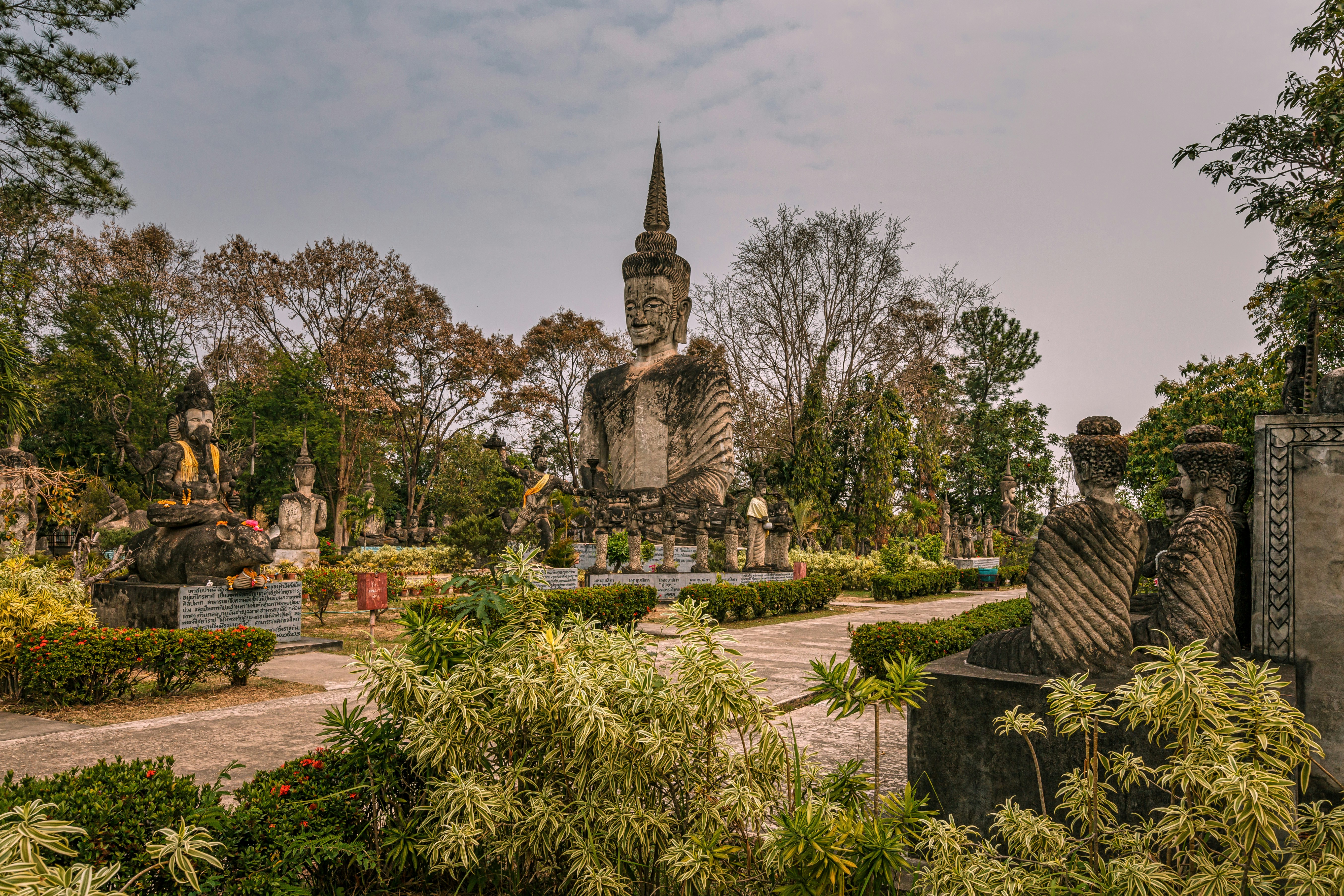 Buddha Park, Sala Kaeo Ku Temple