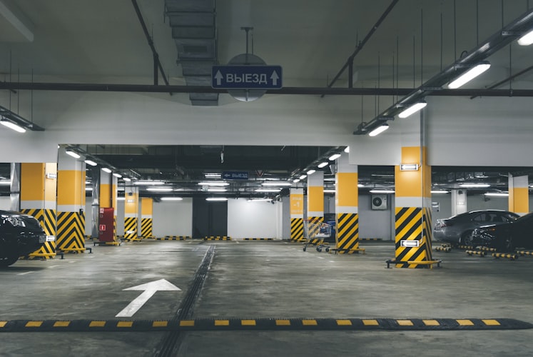 Parking lot sweeping and cleaning service for commercial properties