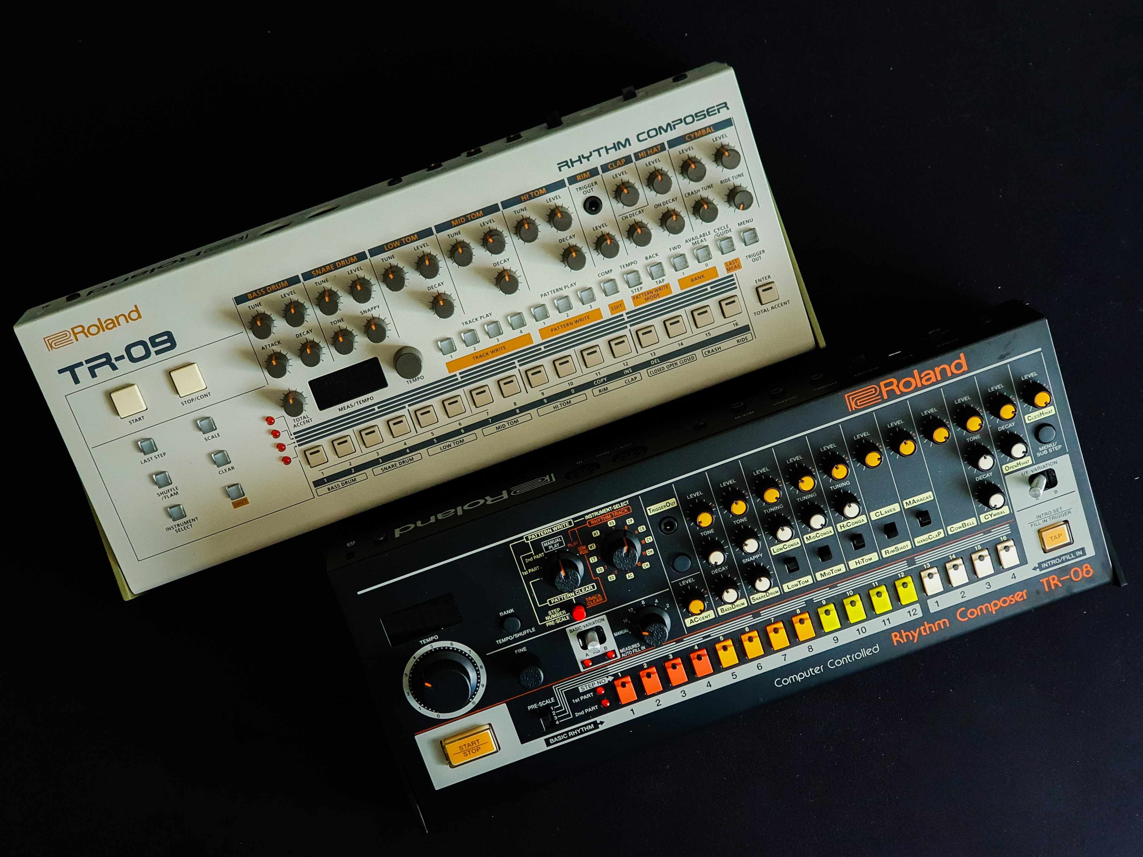 Roland Drum Machines<br>808 (TR - 08)<br>909 (TR - 09)