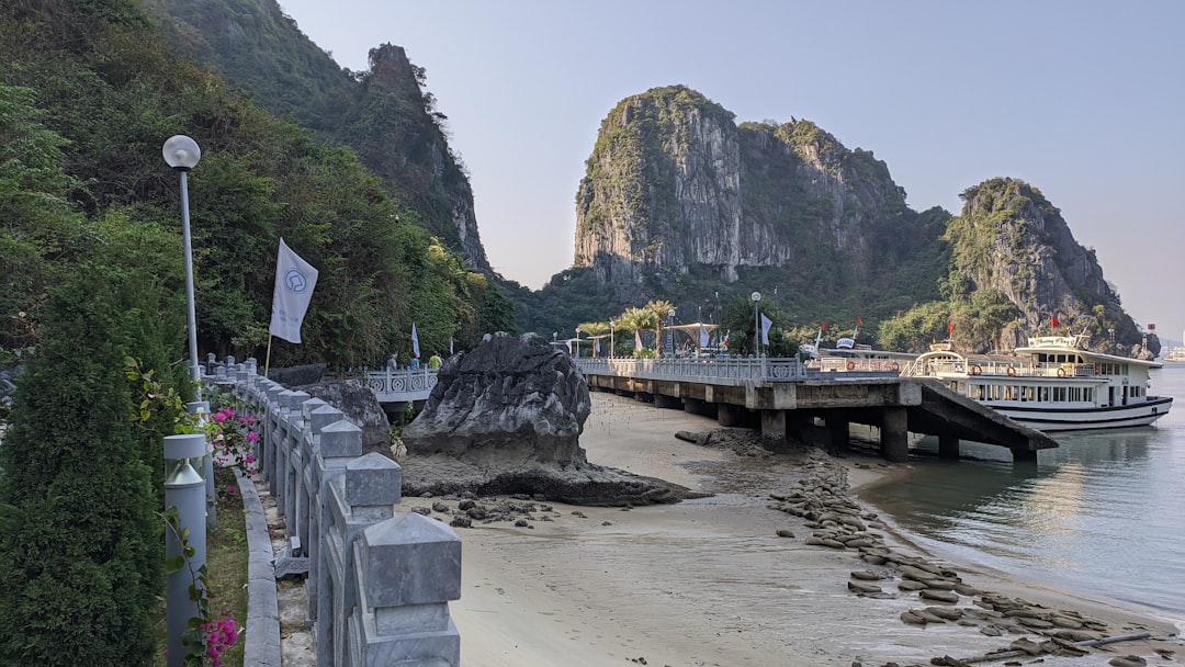 Cliff photo spot Thien Cung Cave Vietnam