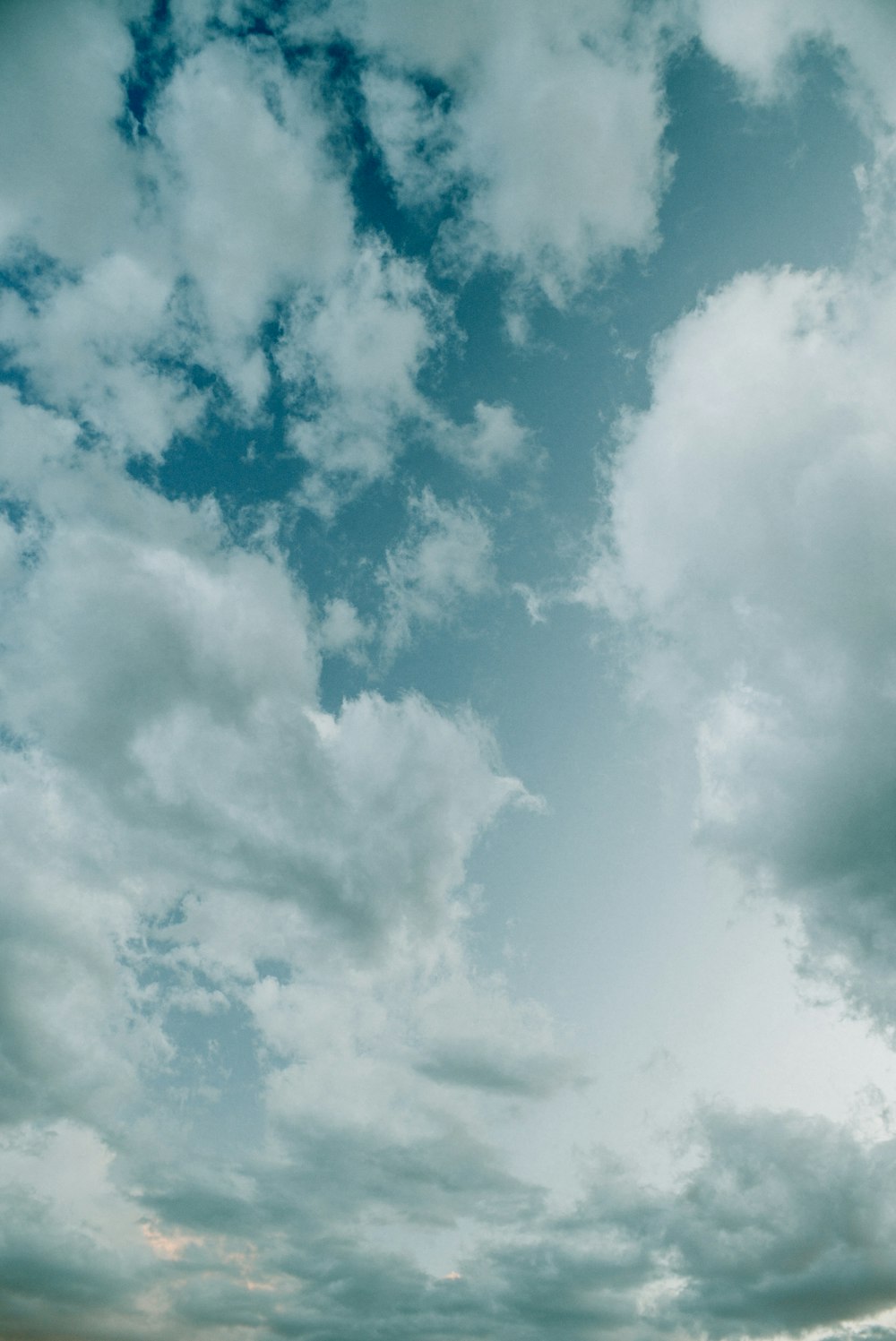 white clouds and blue sky during daytime