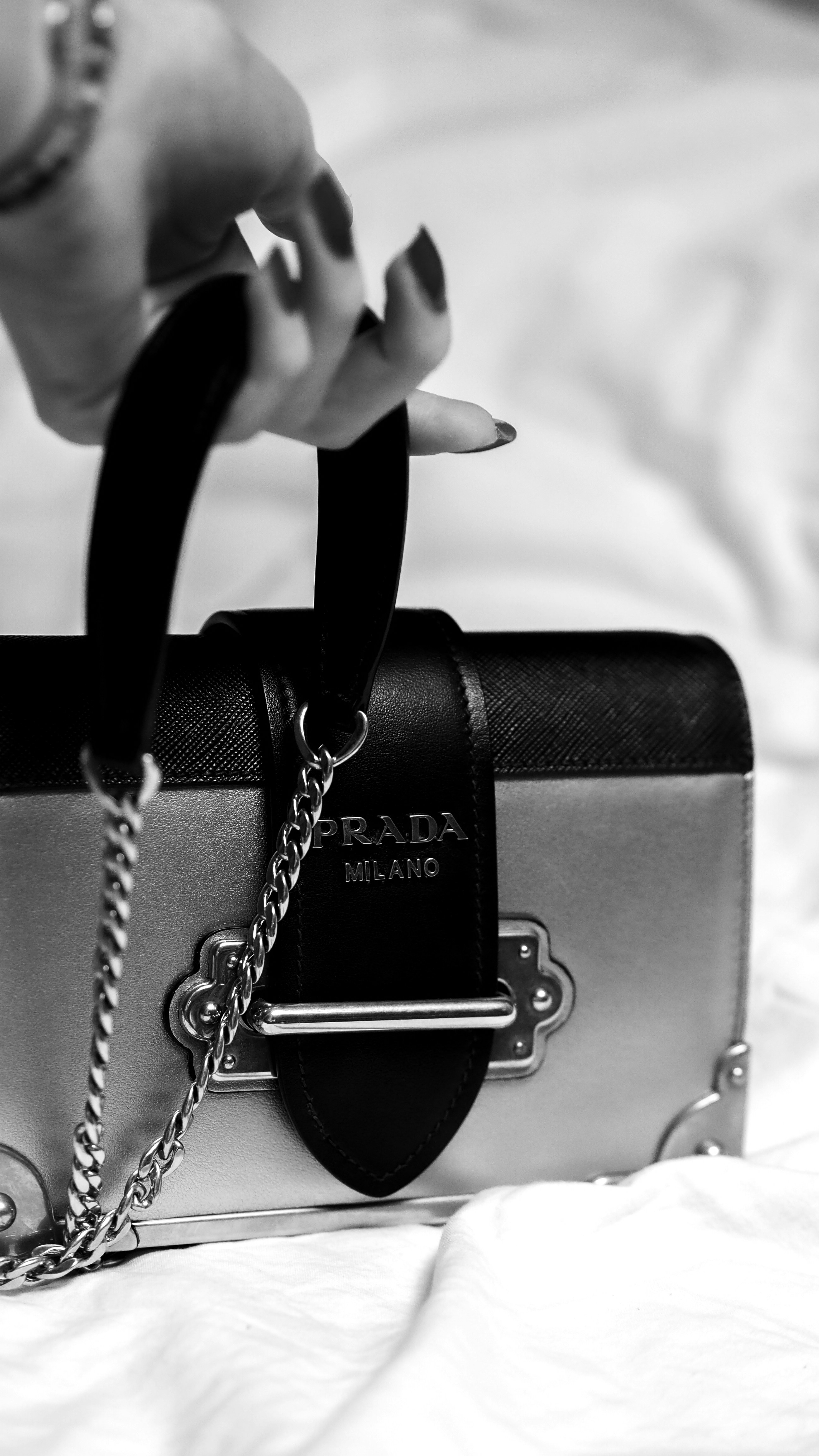 prada black and white bag