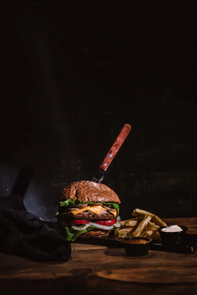 Burger with lettuce and tomato