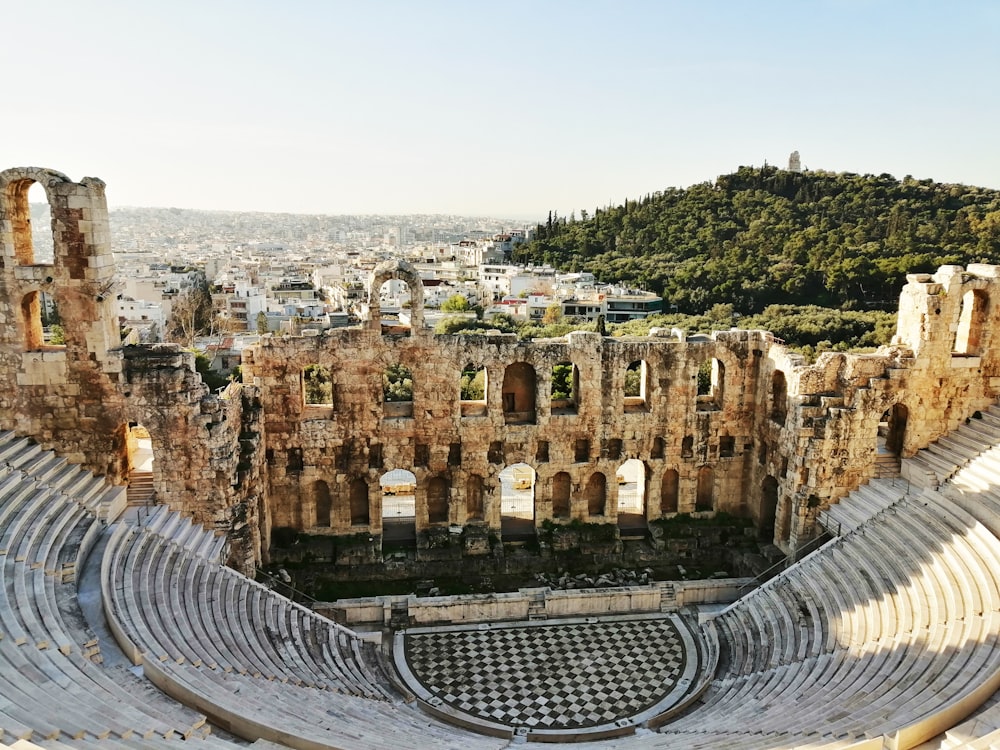 Veduta aerea degli edifici della città durante il giorno