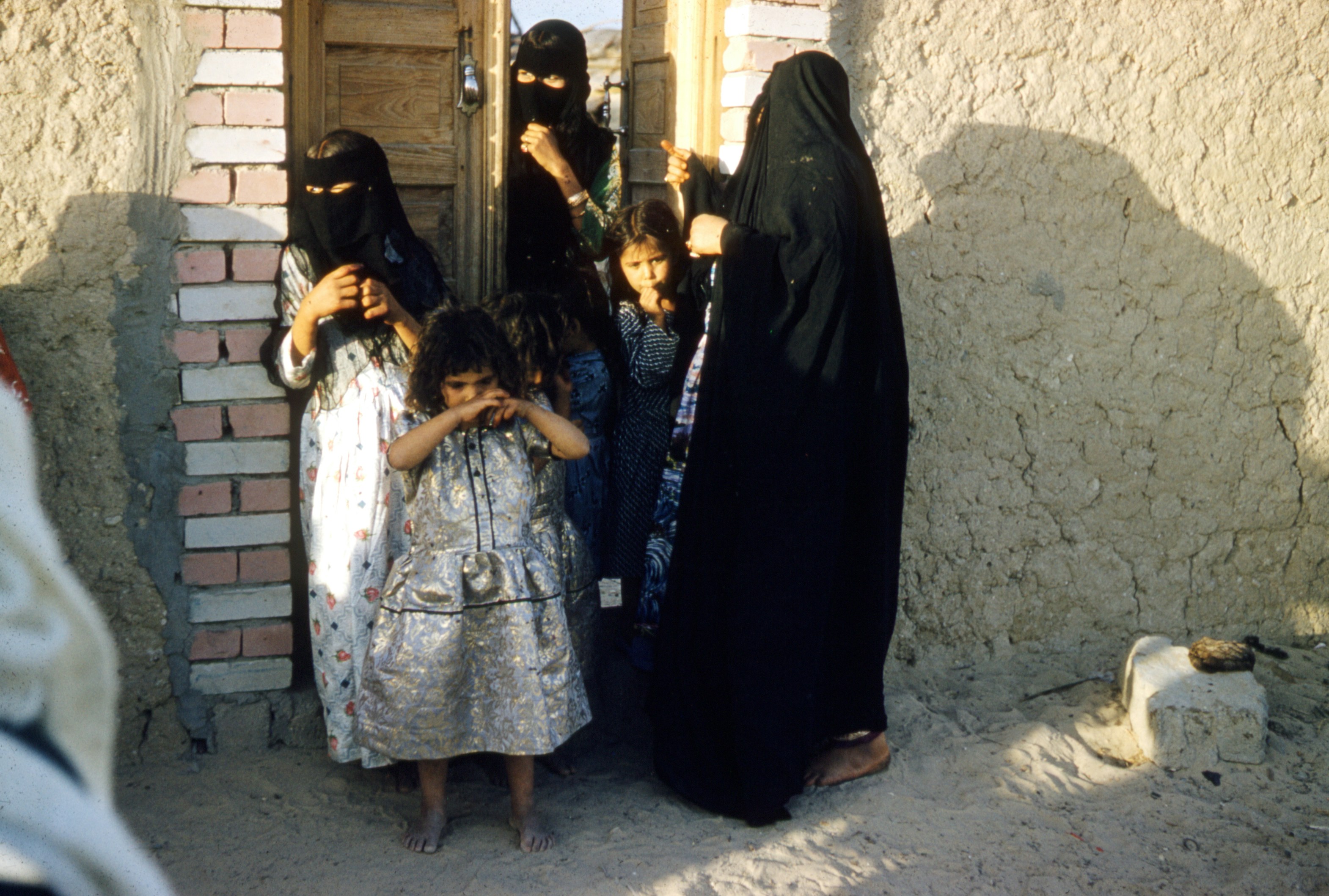 kuwait, old photo, old photograph, digitised slides, saudi arabia, 1950s, 1960s, 50s, 60s, vintage,