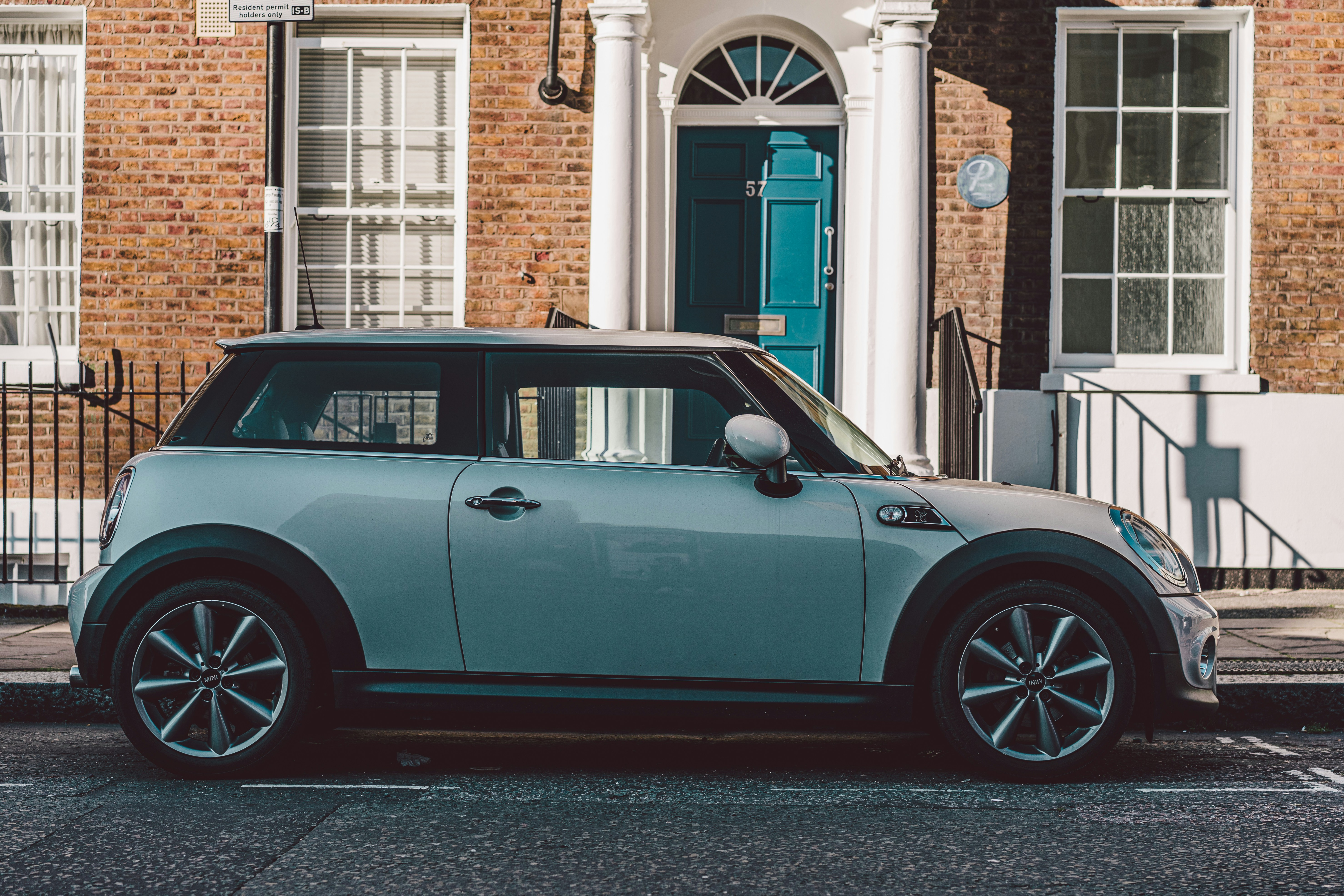 자동차 후순위 담보대출