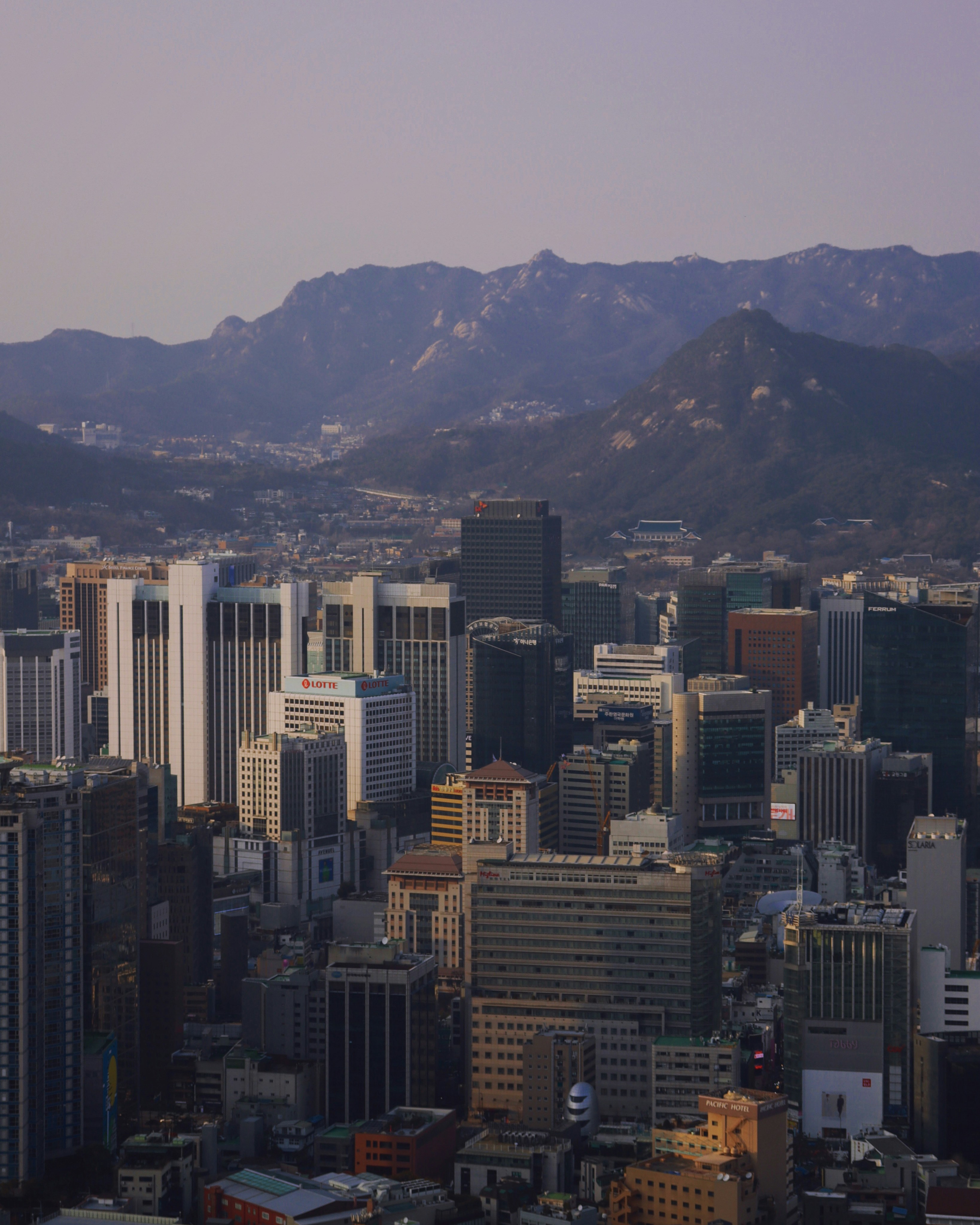 昼間の都市の建物の空撮の写真 Unsplashで見つけるグレーの無料写真