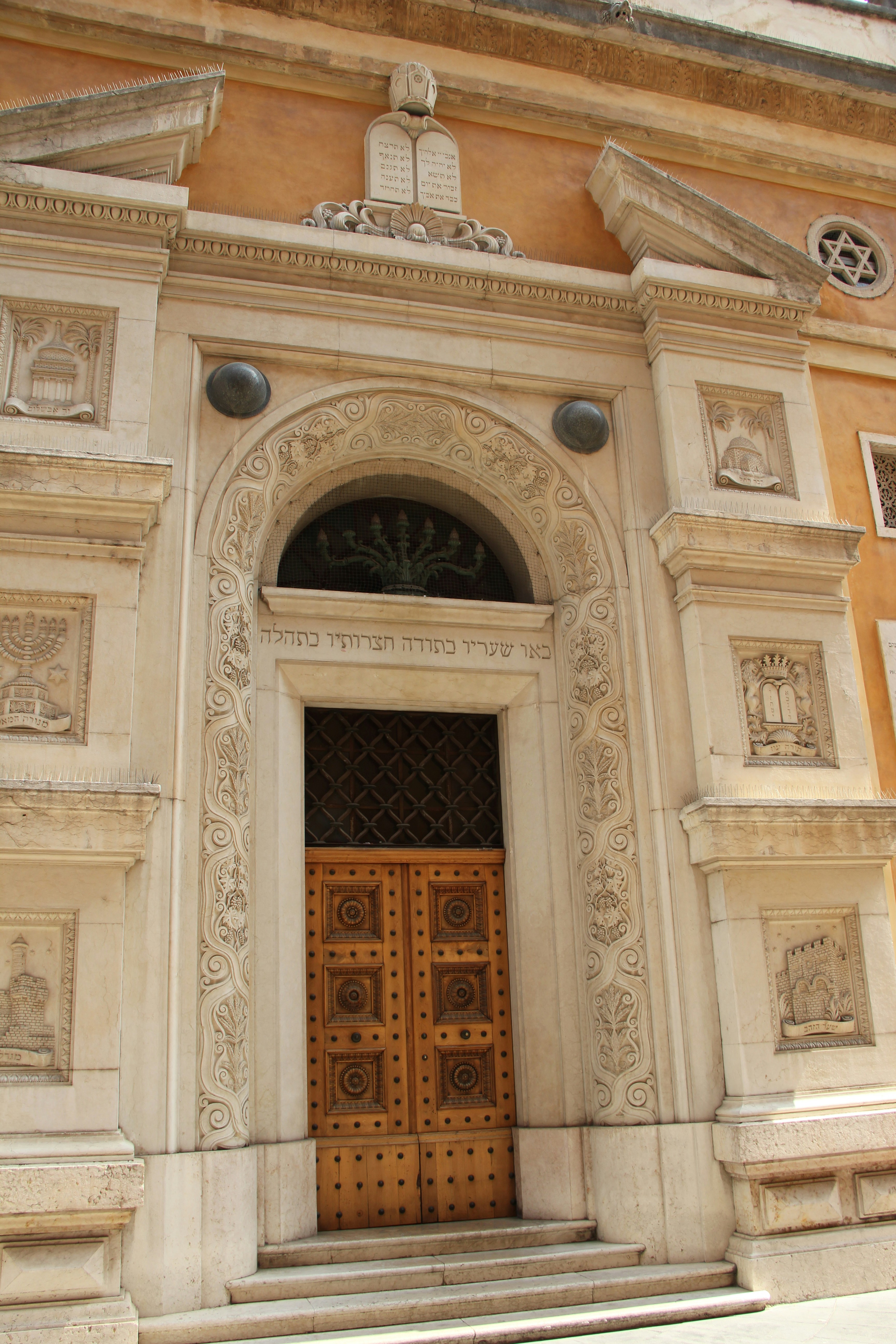 Photo by shalevcohen