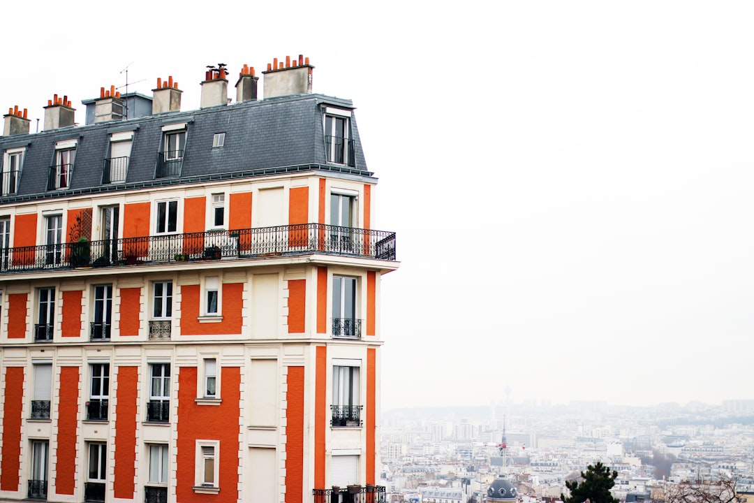 travelers stories about Landmark in Montmartre, France