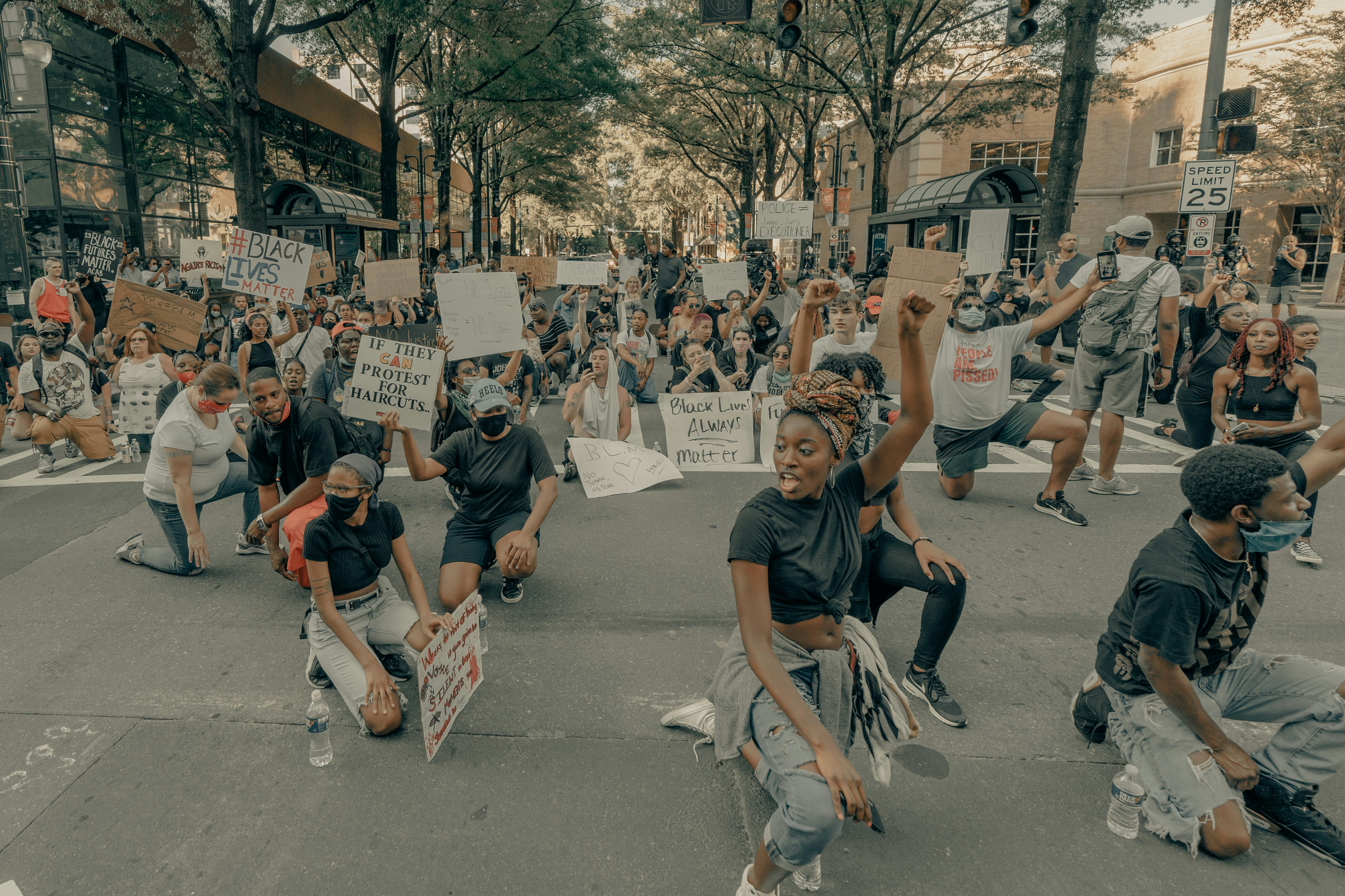 George Floyd protests in Uptown Charlotte, 5/30/2020 (IG: @clay.banks)