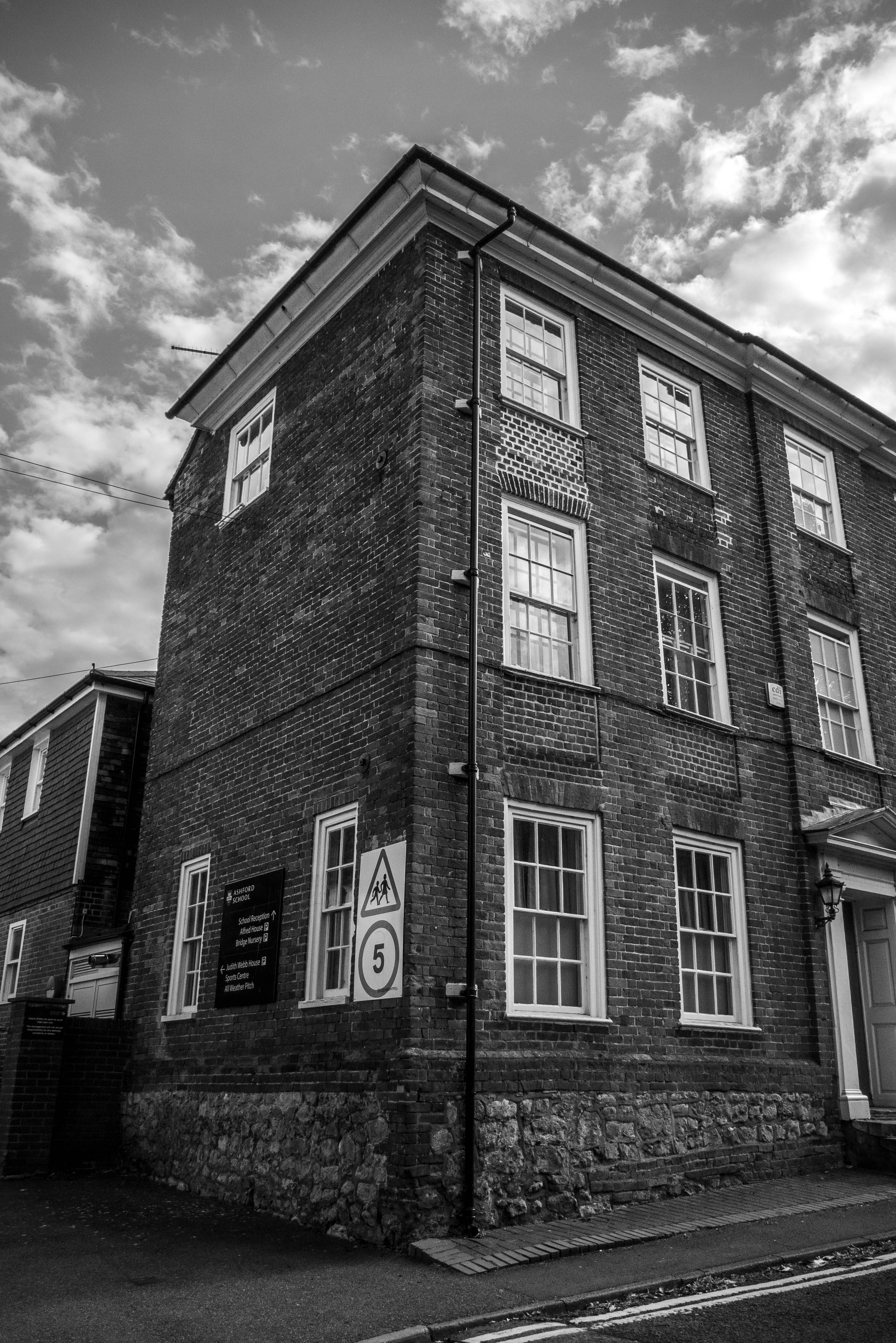 Photo by gregmoschopoulos