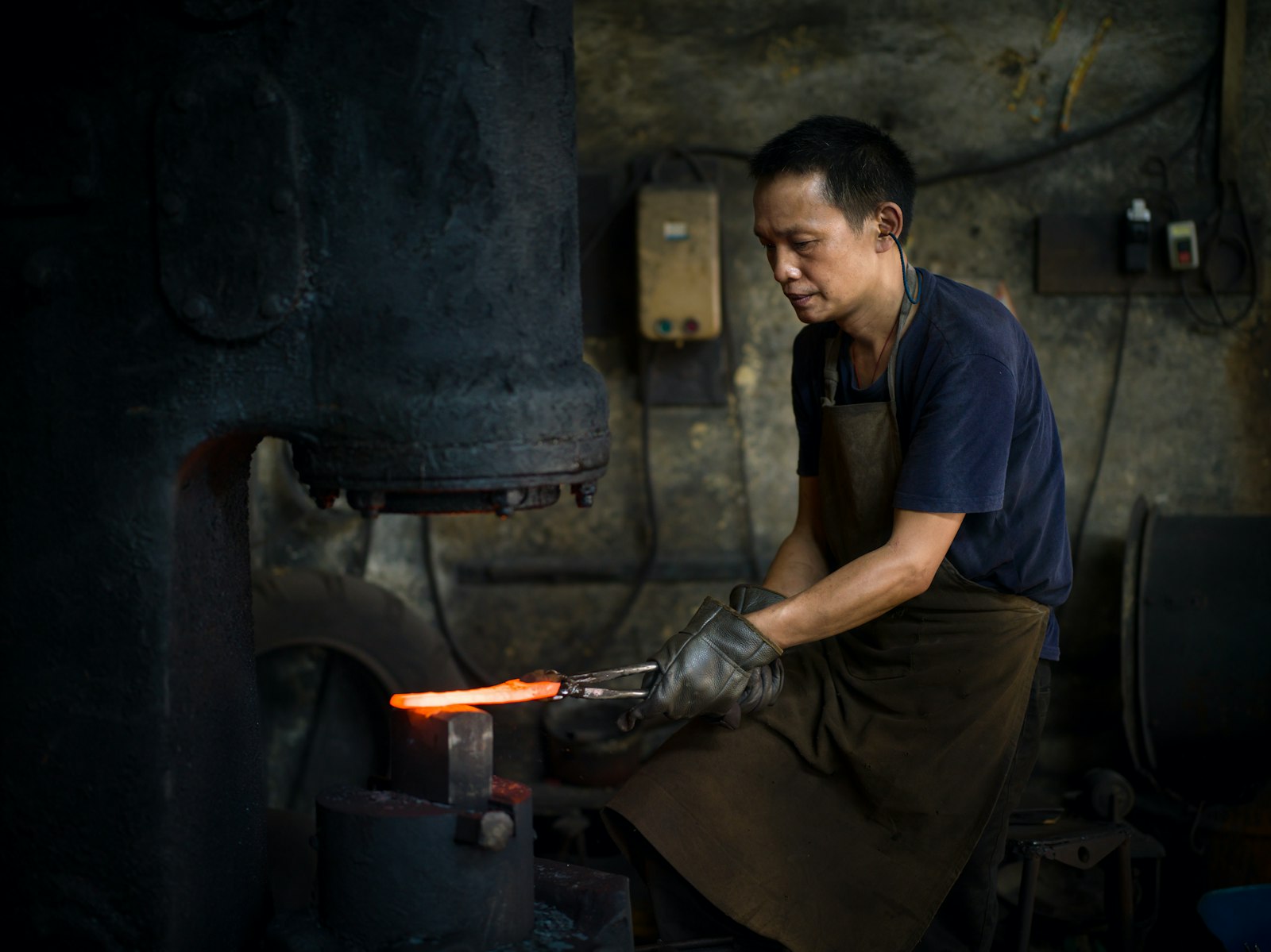 Hasselblad X1D-50c sample photo. Man in blue polo photography