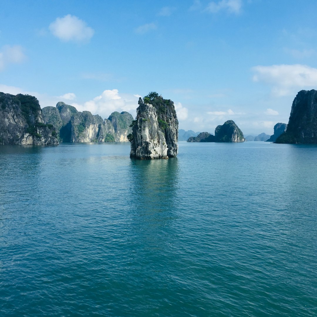 travelers stories about Ocean in Lan Ha Bay, Vietnam