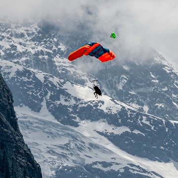 Cover Image for Skydiving in Alberta & Camping ๐ช๐๏ธ