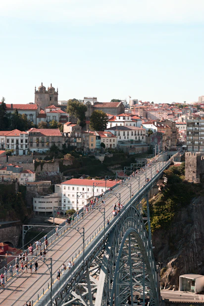 		Abogada de Montiel Advocacia en Maia, Oporto, disponible para la gestión y solicitud de subsidios.