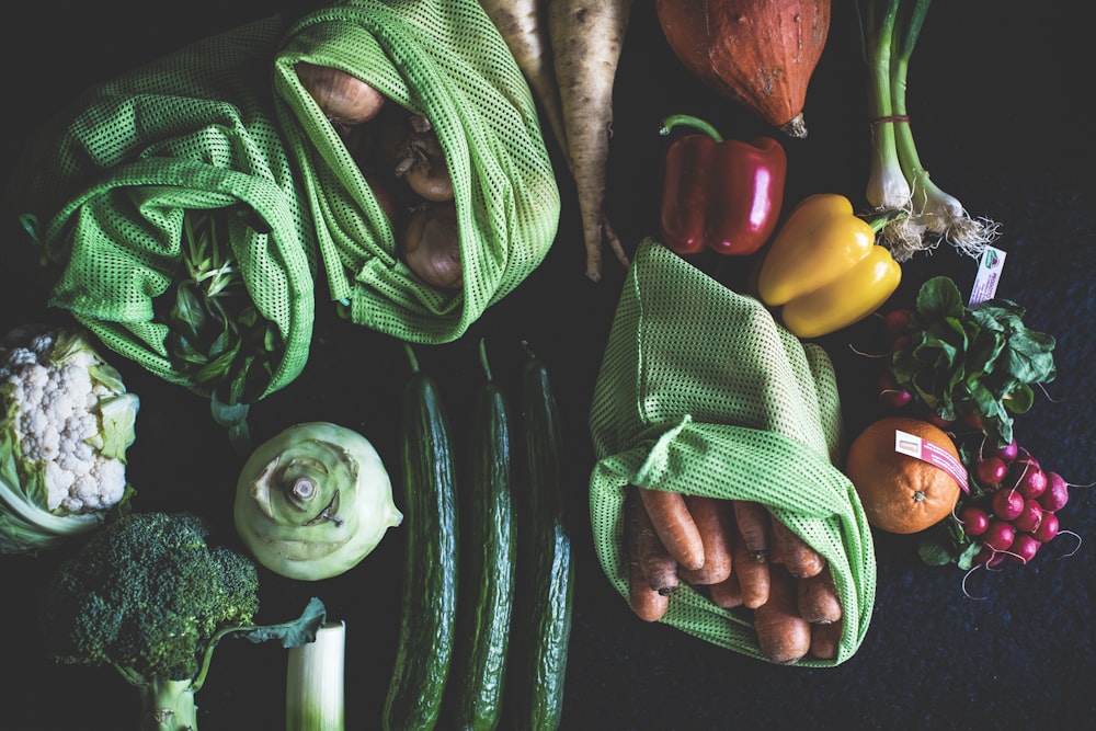 piments verts et piments rouges