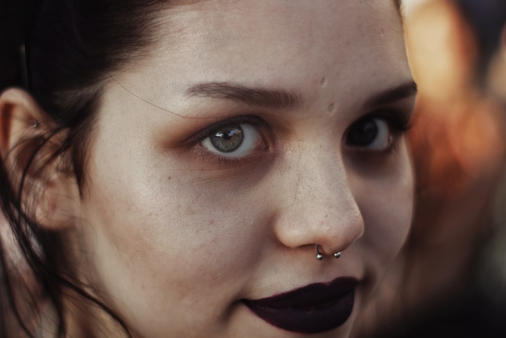 woman with blue eyes and brown eyes