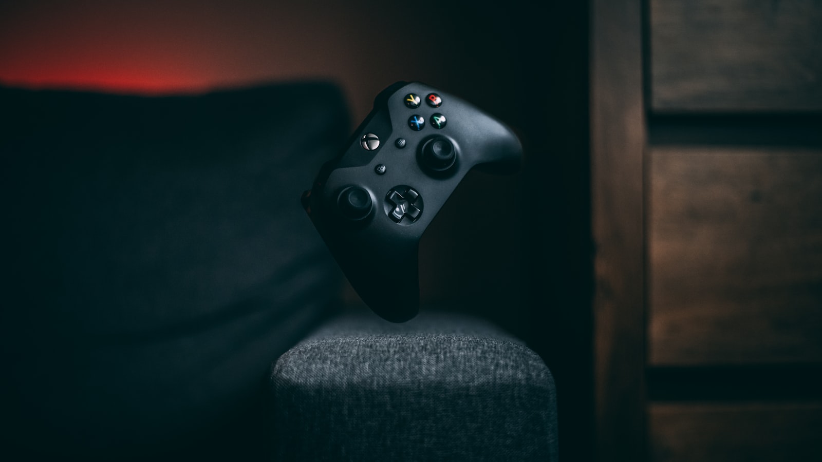 Nikon D850 + Nikon AF-S Nikkor 50mm F1.8G sample photo. Black xbox one game photography