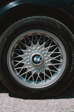 gray multi spoke wheel with old tyre