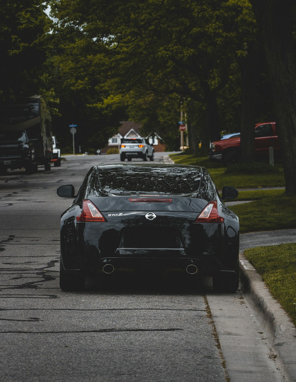 black porsche 911 on road during daytime