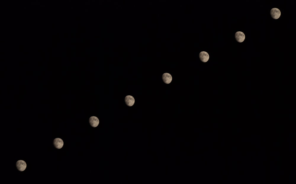 Lumières rondes blanches et noires