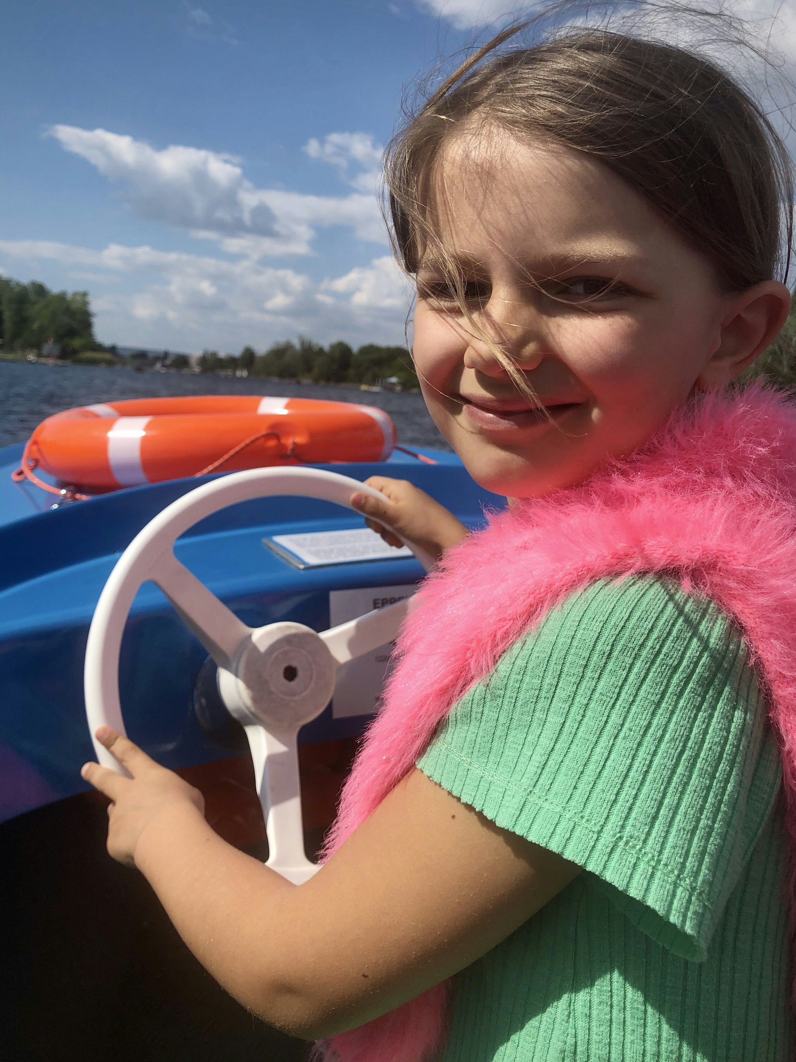 Captain at sea Mike Tango in the waters of the “old” Danube in Vienna. Great colors on a great sunny day – and a great girl that knows what she wants.
