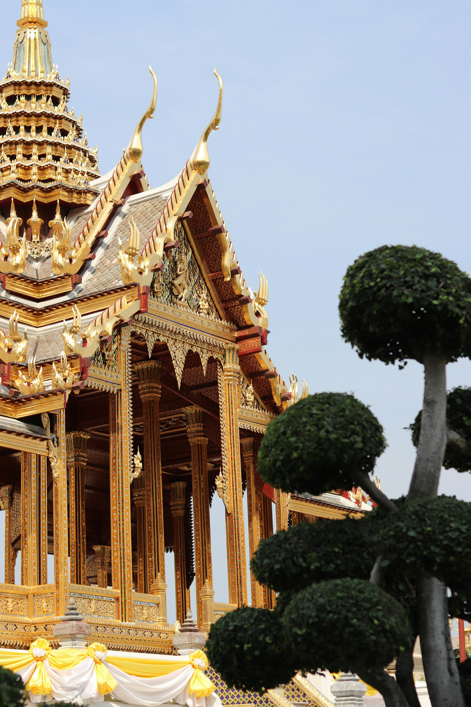 "Rough Guide To Thailand"