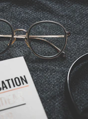 black and brown framed eyeglasses