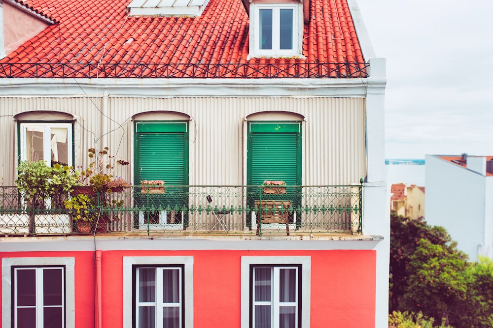 green and red concrete building