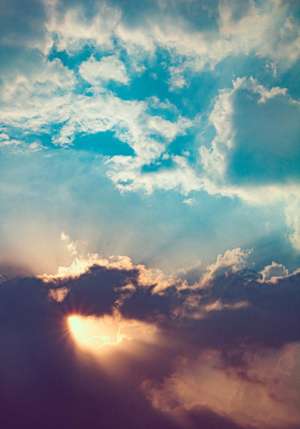 white clouds and blue sky during daytime