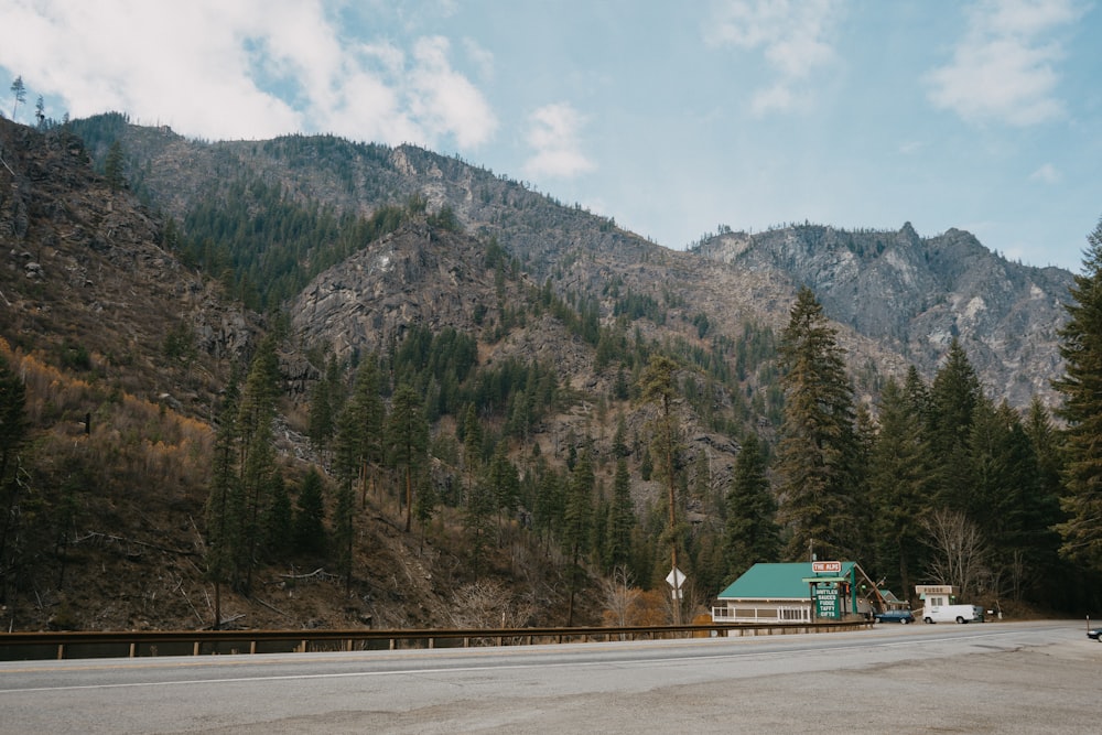 Mountains near luxury RV park in Washington