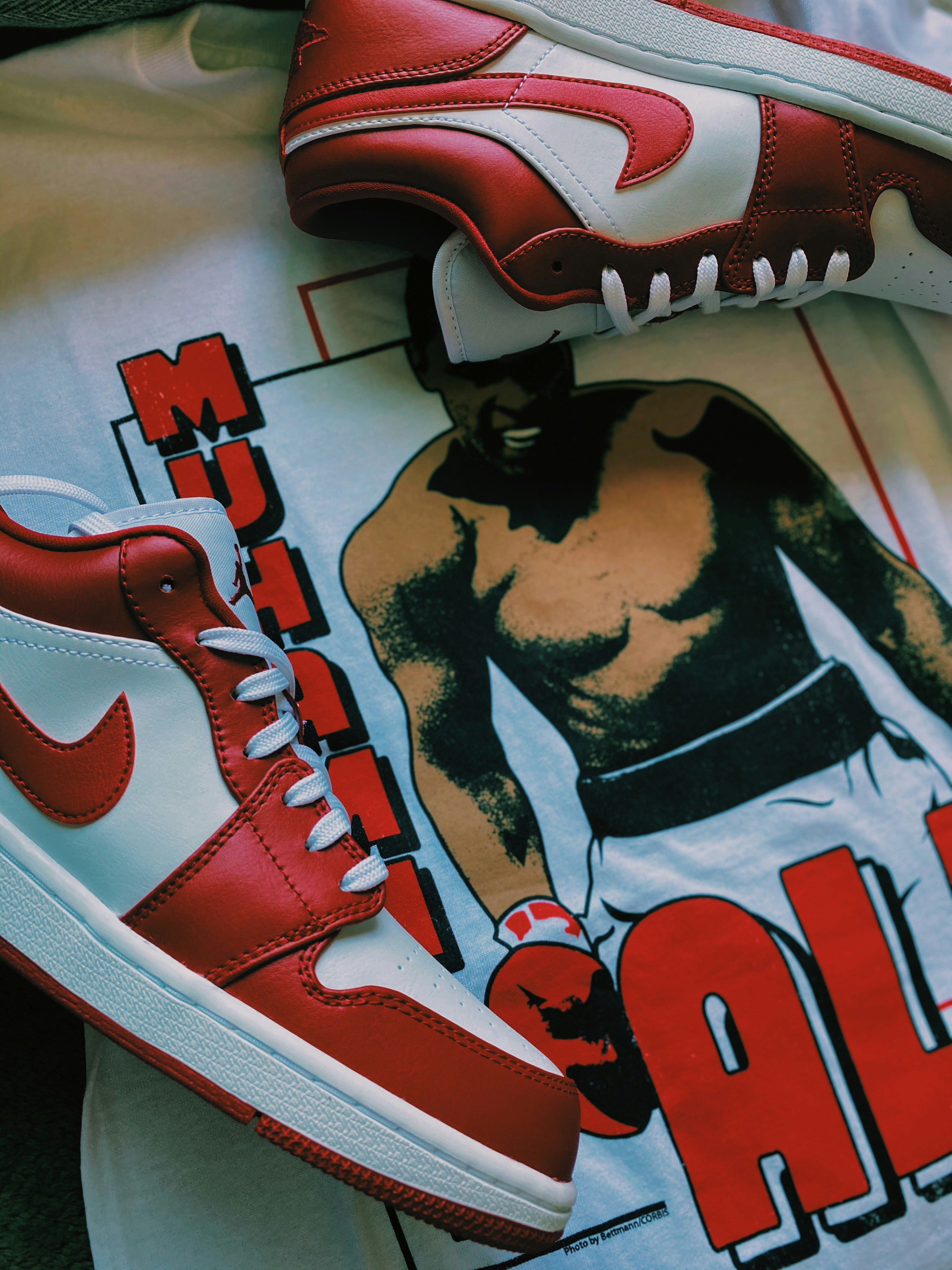 nike air max white red and blue