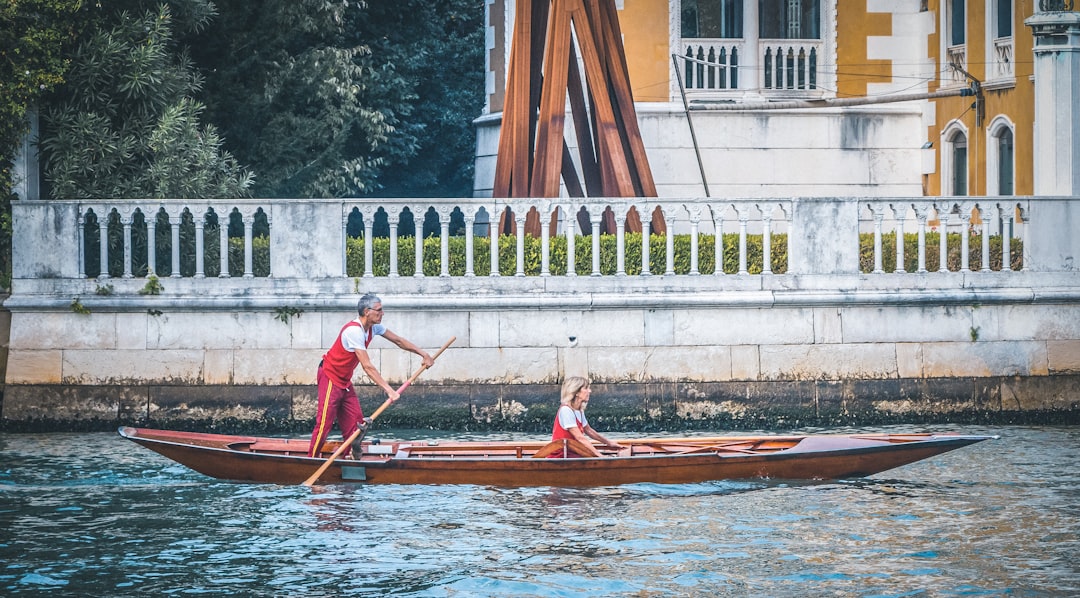 Watercraft rowing photo spot Grand Canal Venise