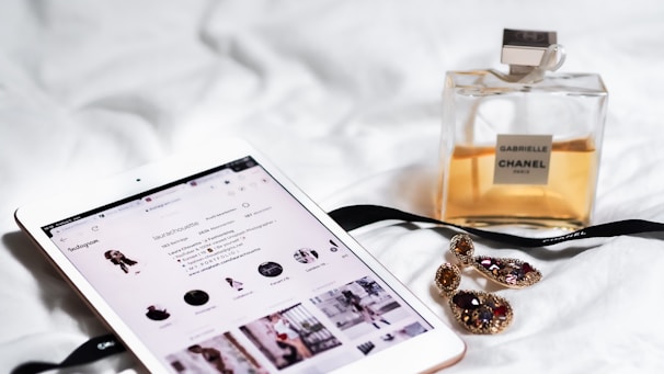 gold and silver beaded bracelet