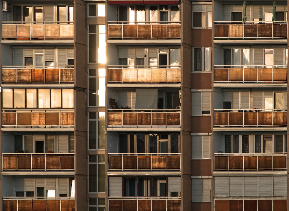 brown and white concrete building