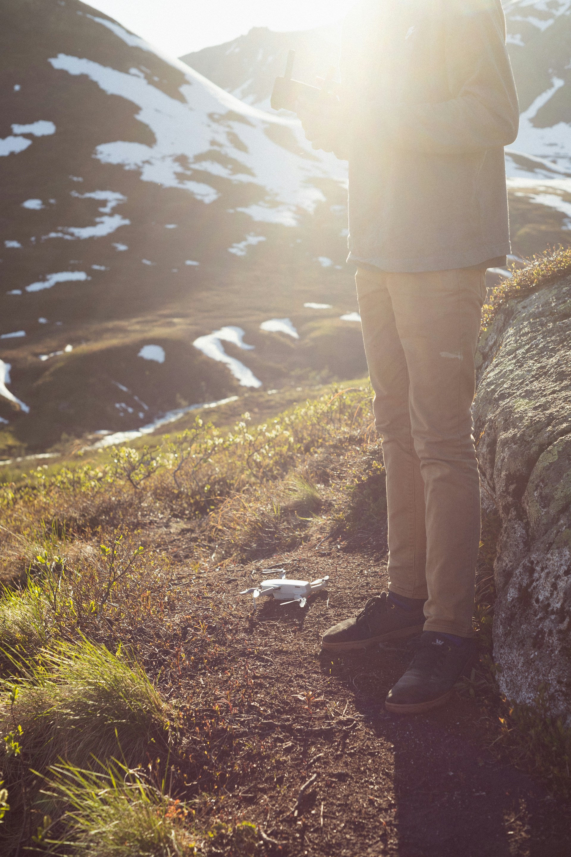 gray computer monitor