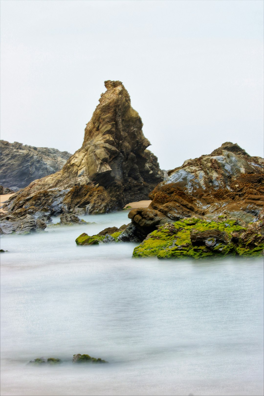 Cliff photo spot Praia da Samoqueira Parque Natural do Sudoeste Alentejano e Costa Vicentina