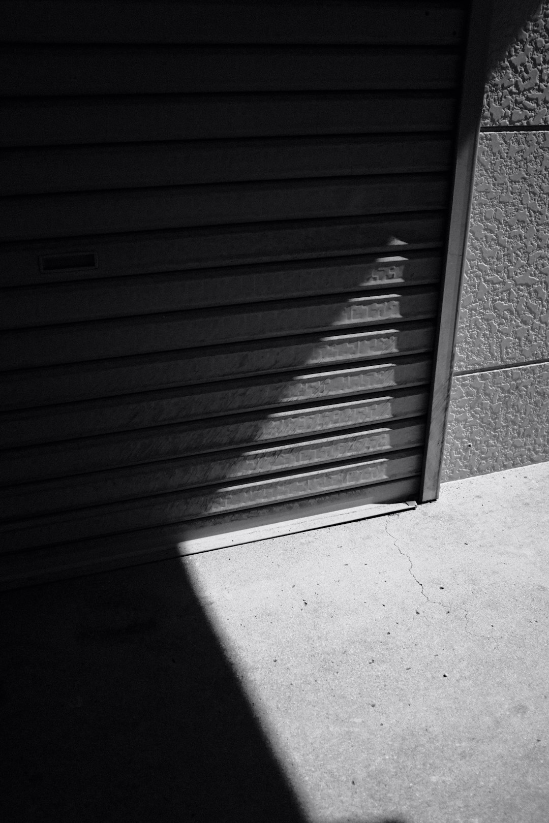 gray wooden wall during daytime