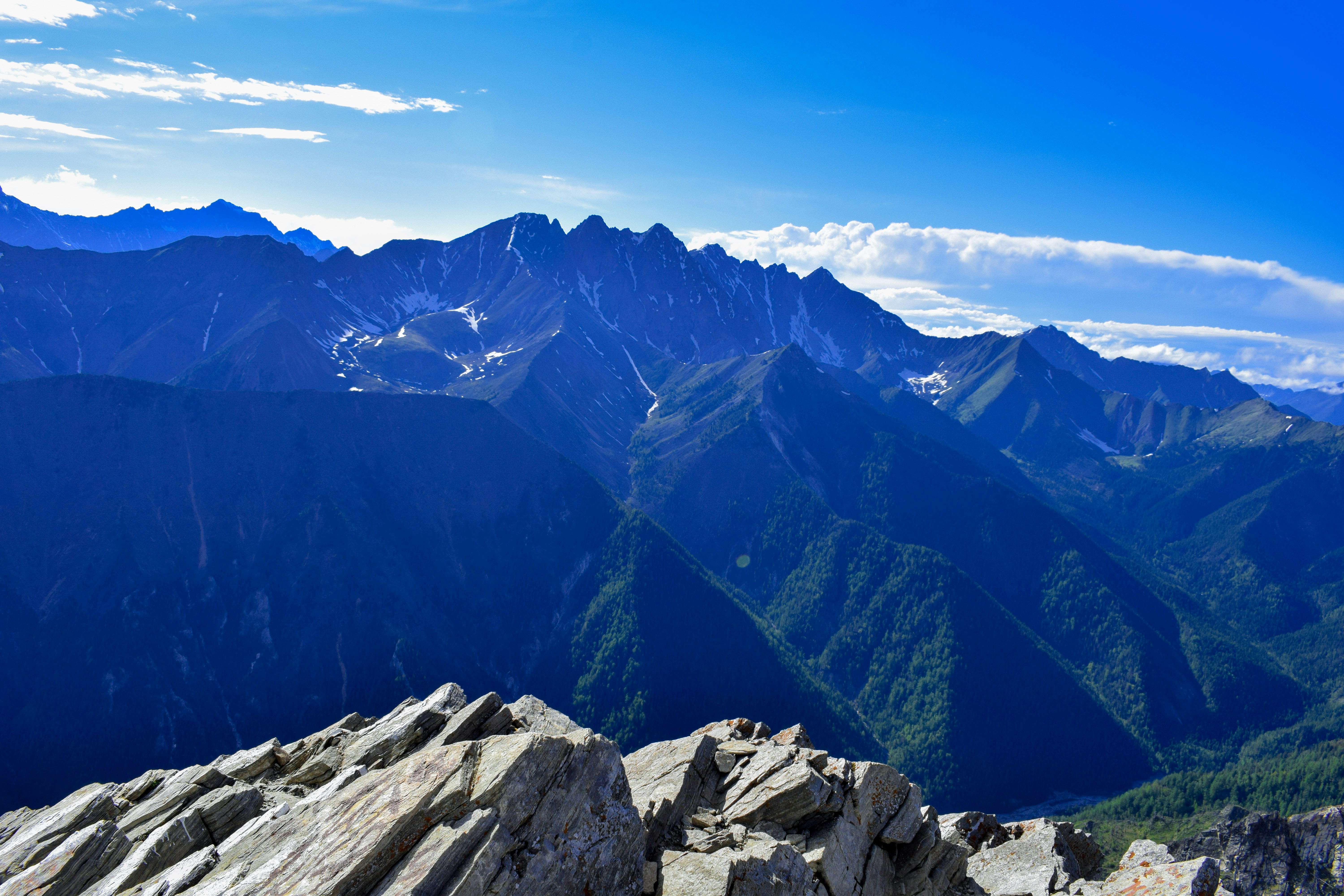 Photo by reutskyandrew