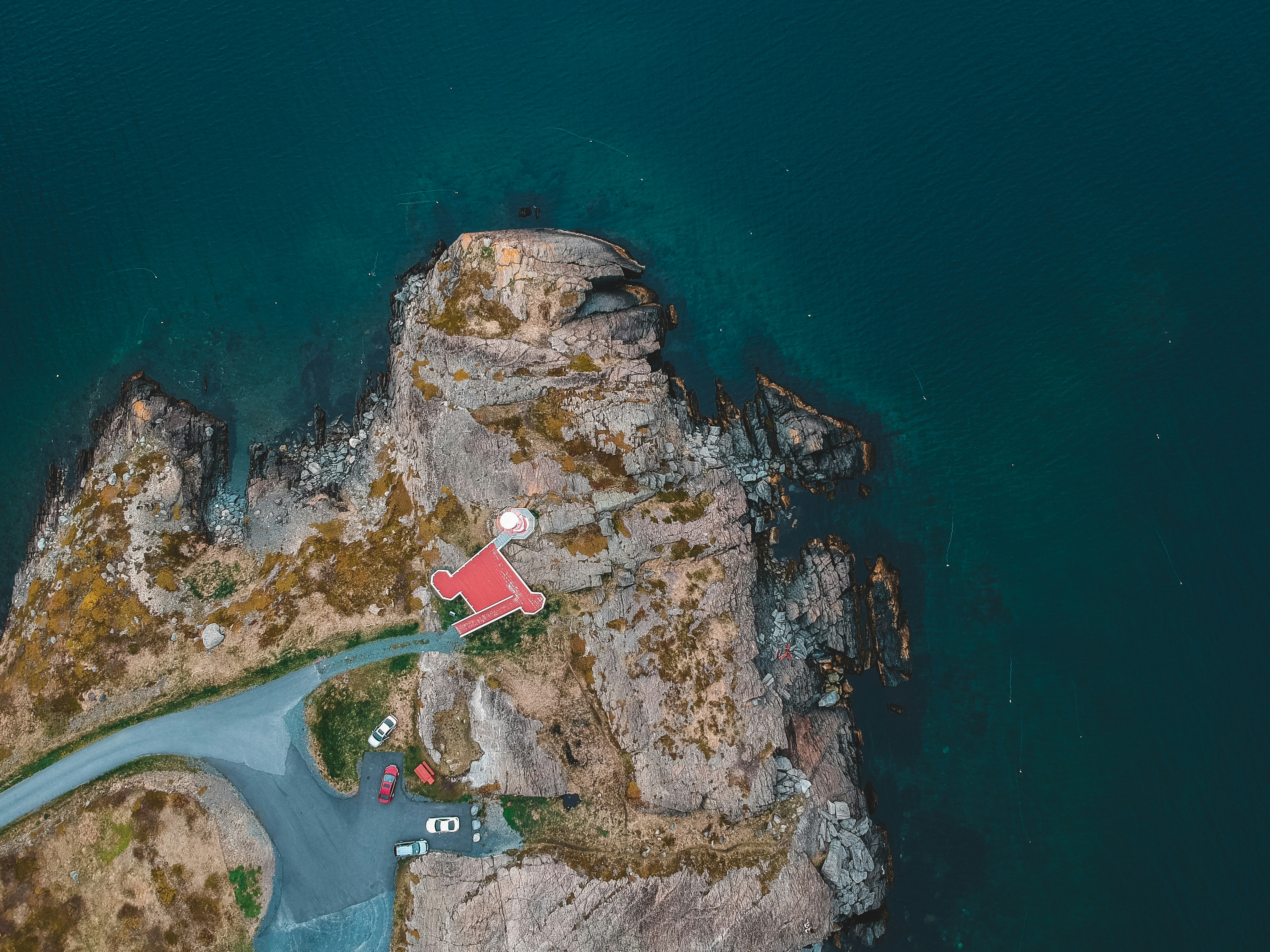 Photo by introspectivedsgn