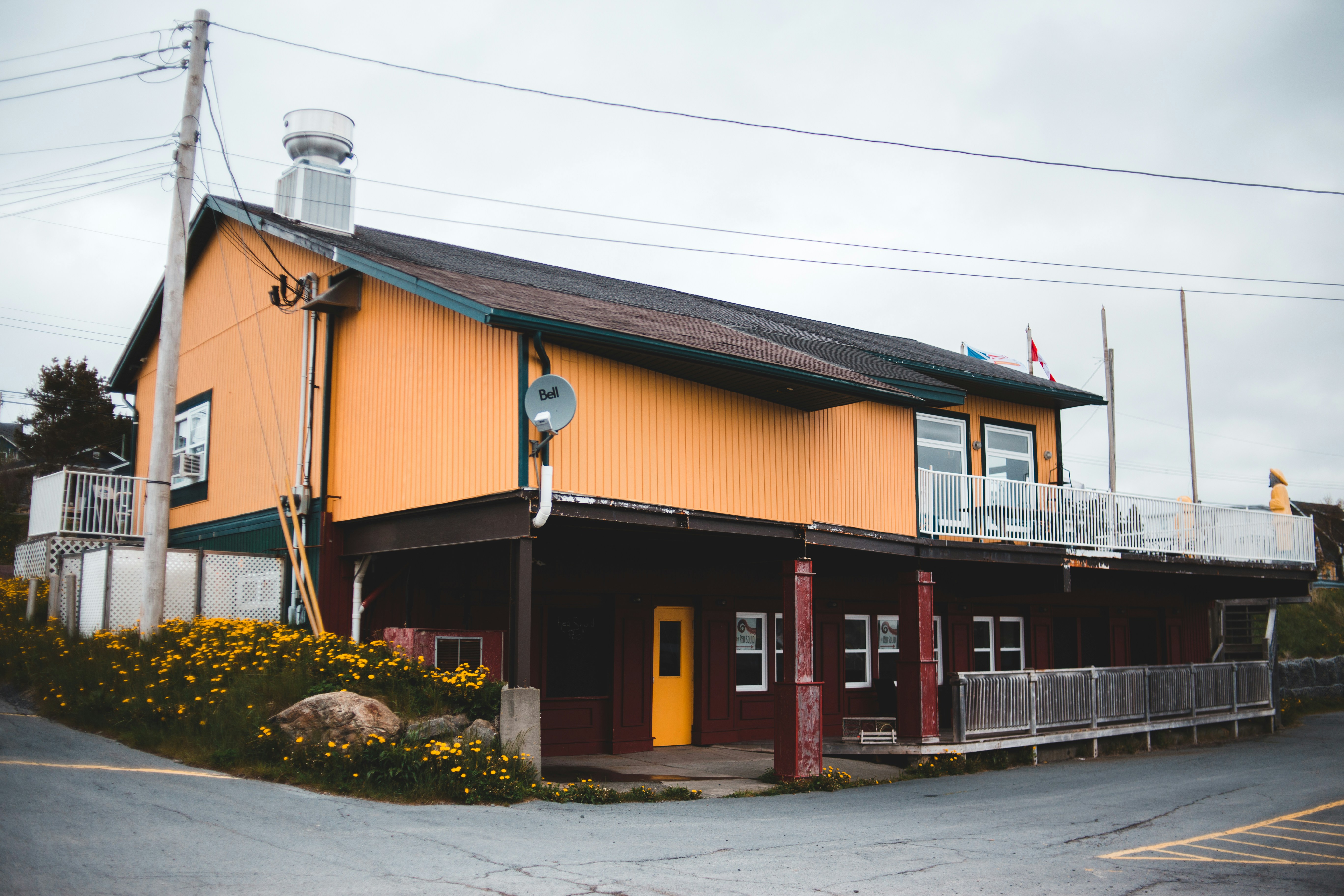 Photo by introspectivedsgn