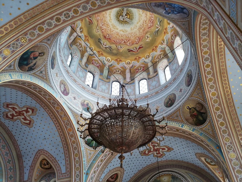 brown and white ceiling lamp