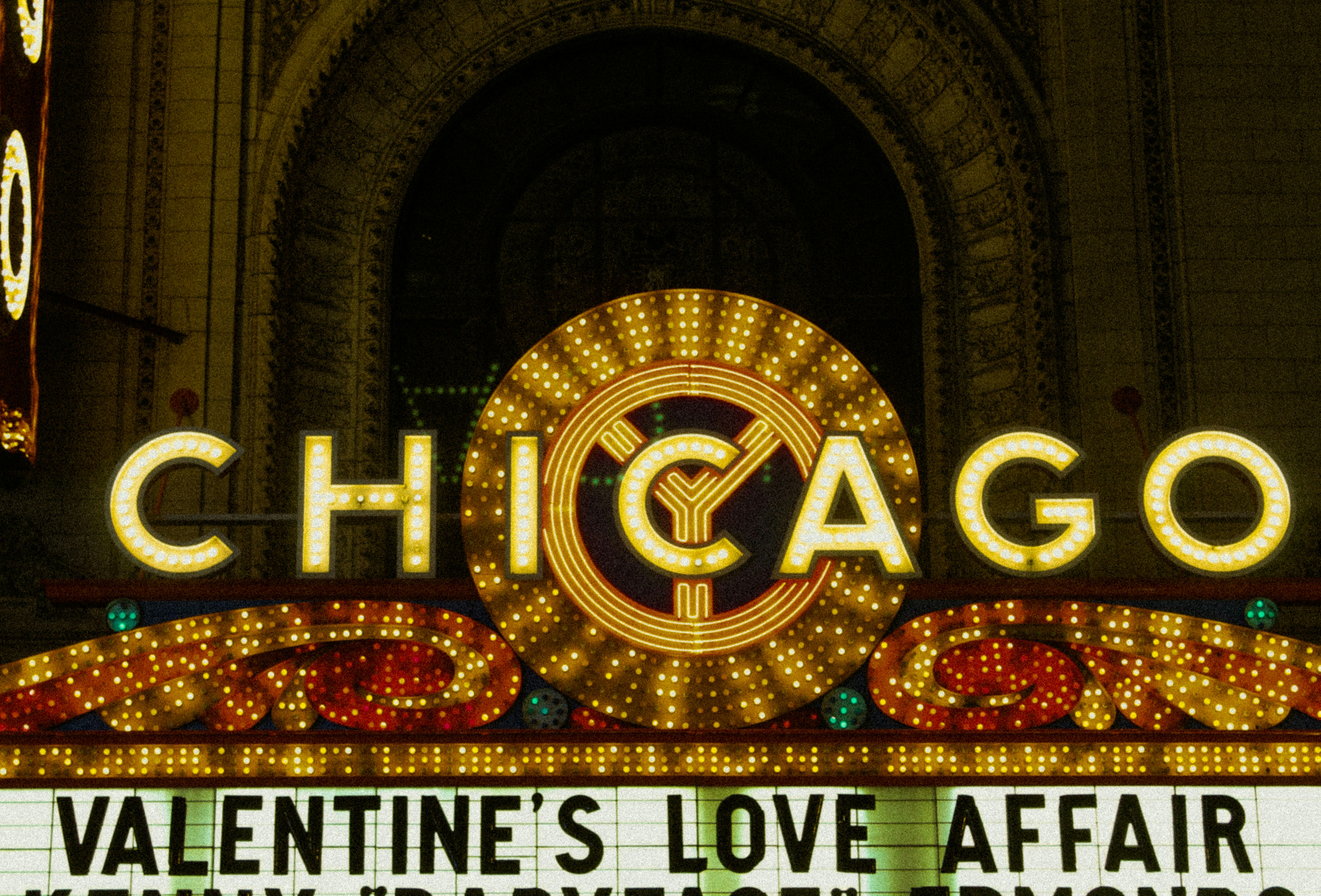 photo-1591609405359-4162f1350b6b?ixid=M3