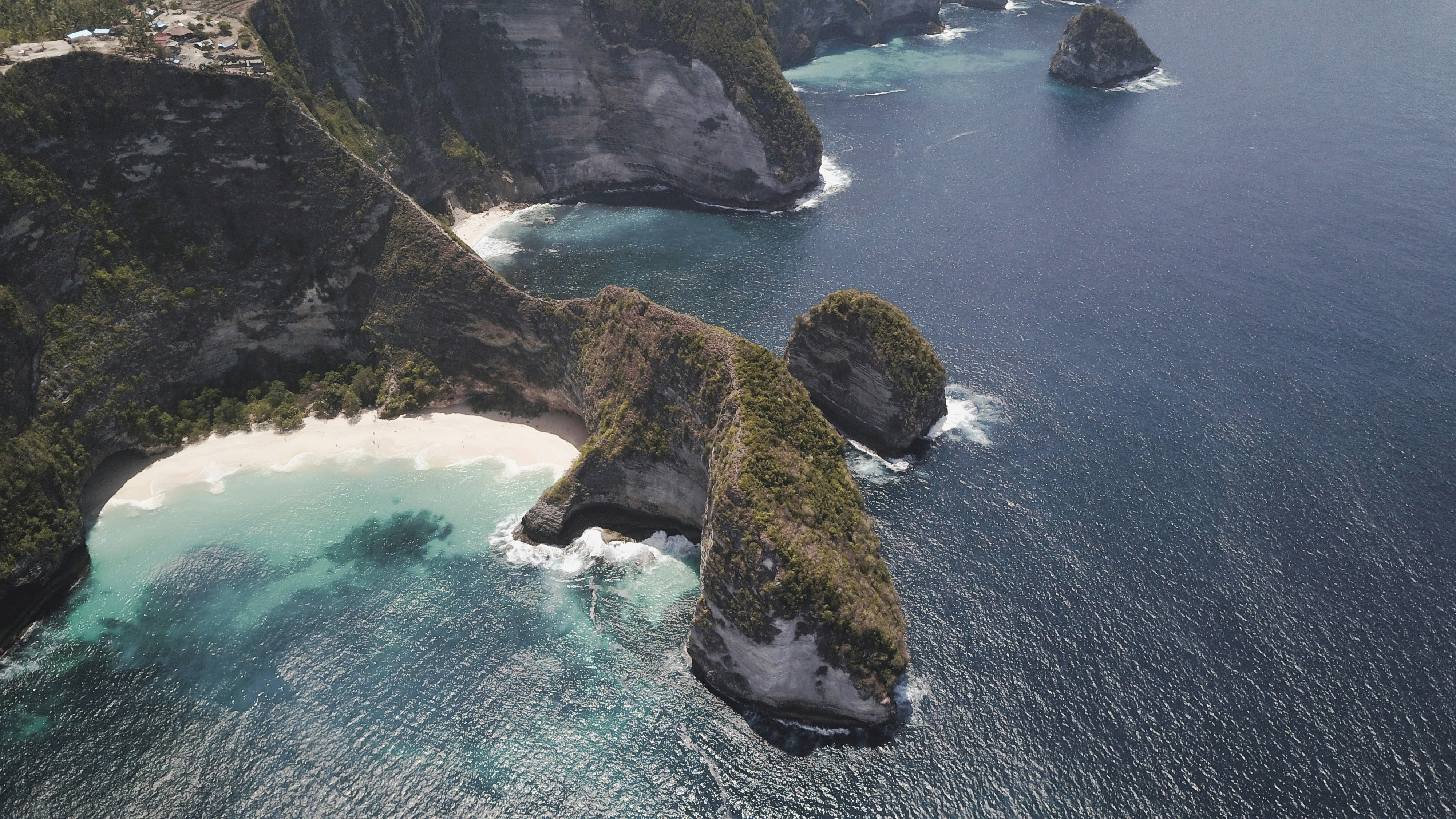 Photo by pablodelafuente