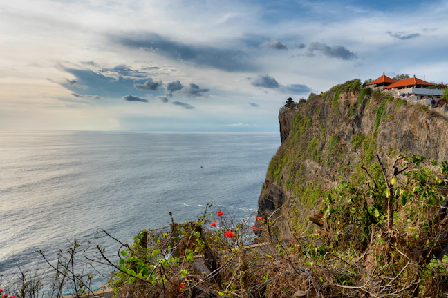 3-Day Uluwatu Budget Itinerary: Backpacking Guide