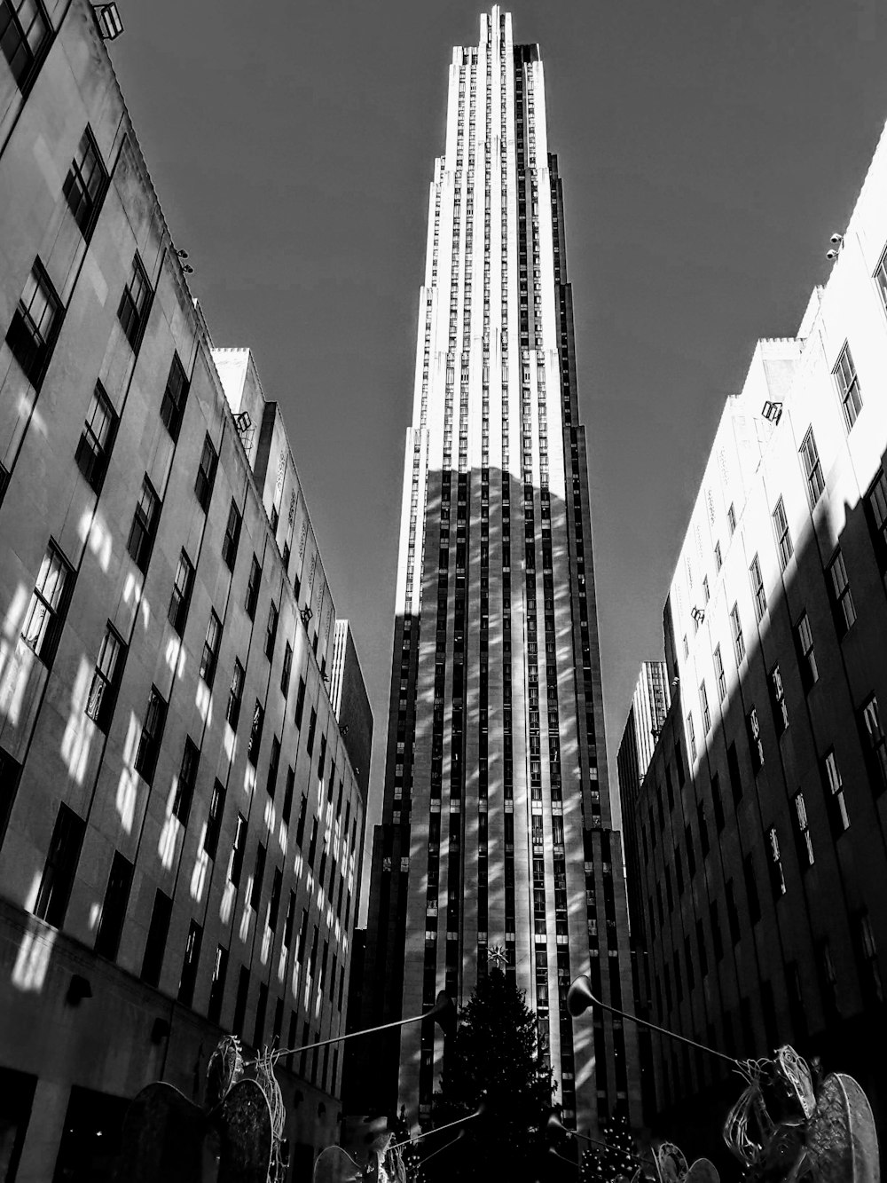 grayscale photo of high rise building