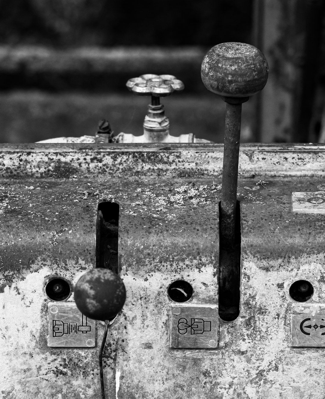 grayscale photo of water drop