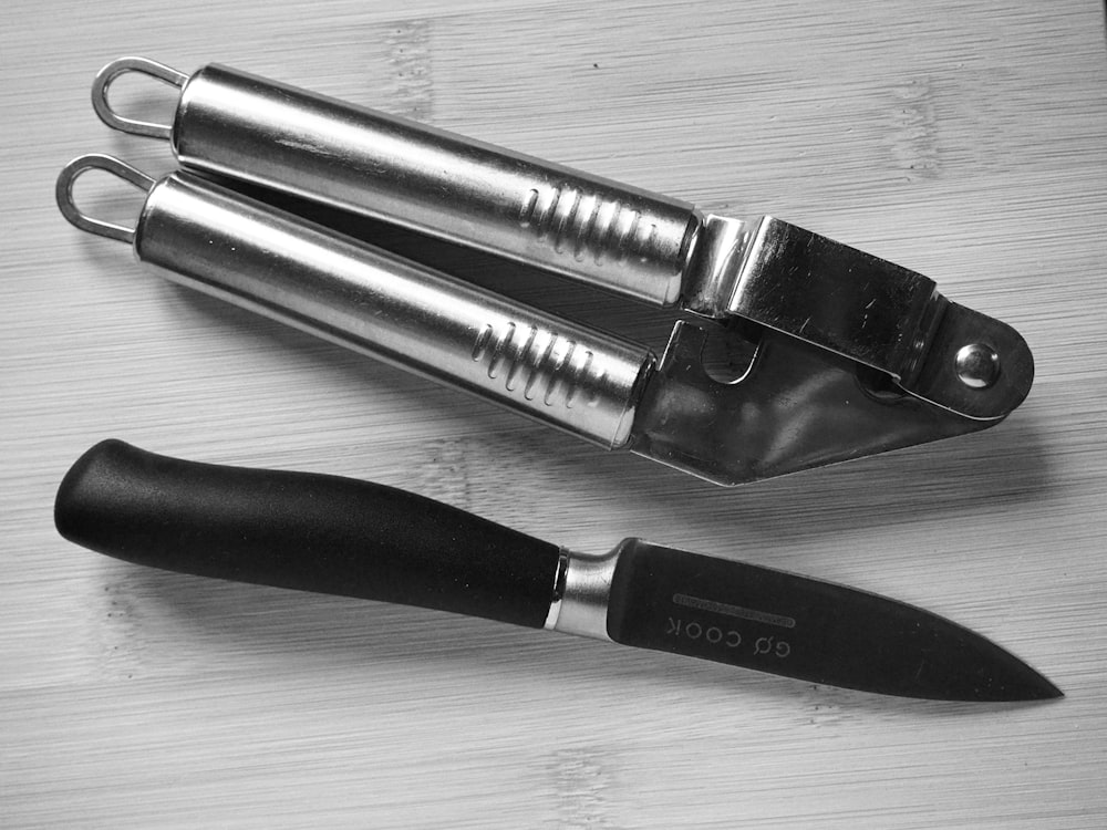 black handle stainless steel knife
