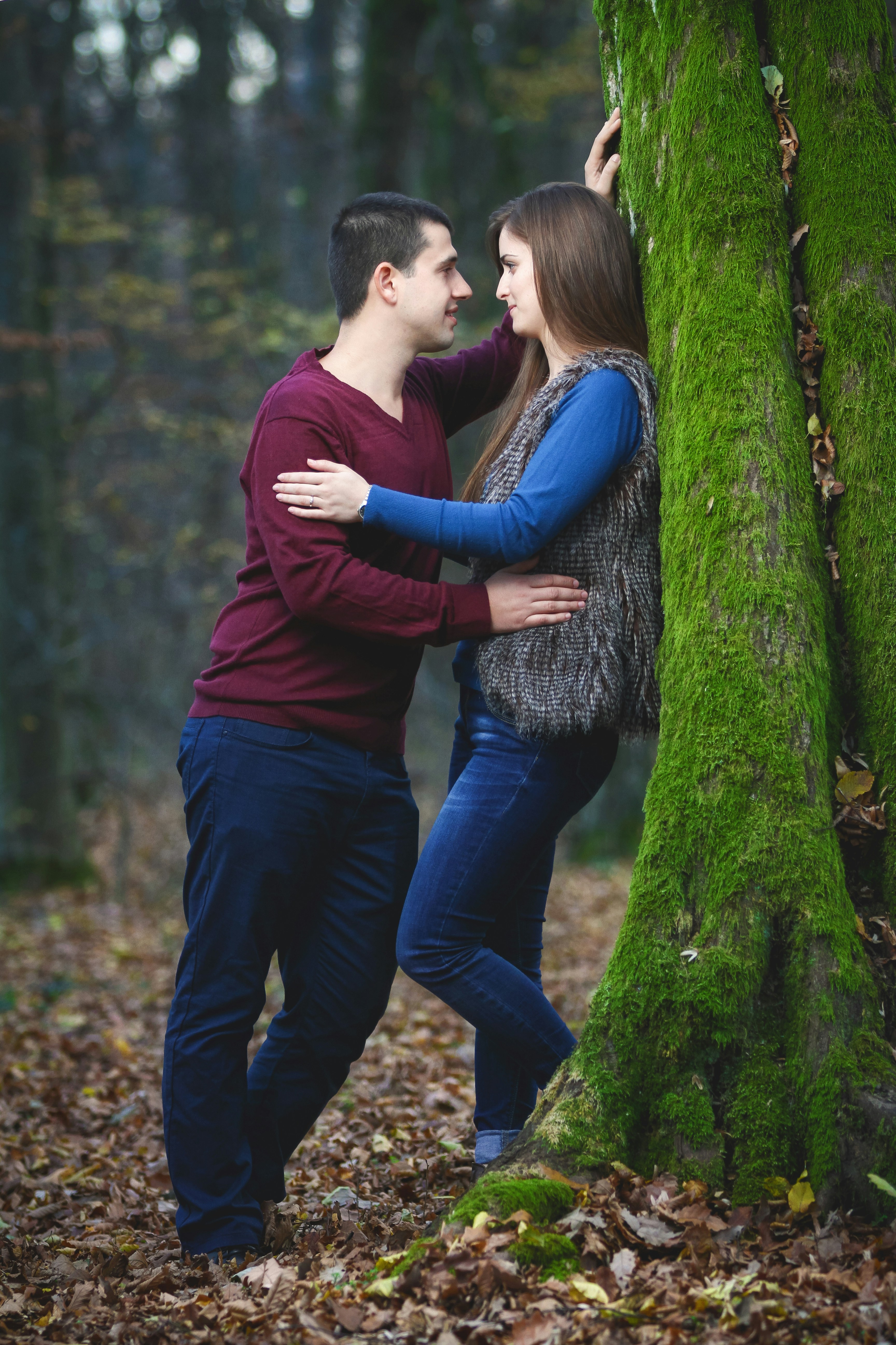 The Intimacy Equation: Balancing Closeness and Independence